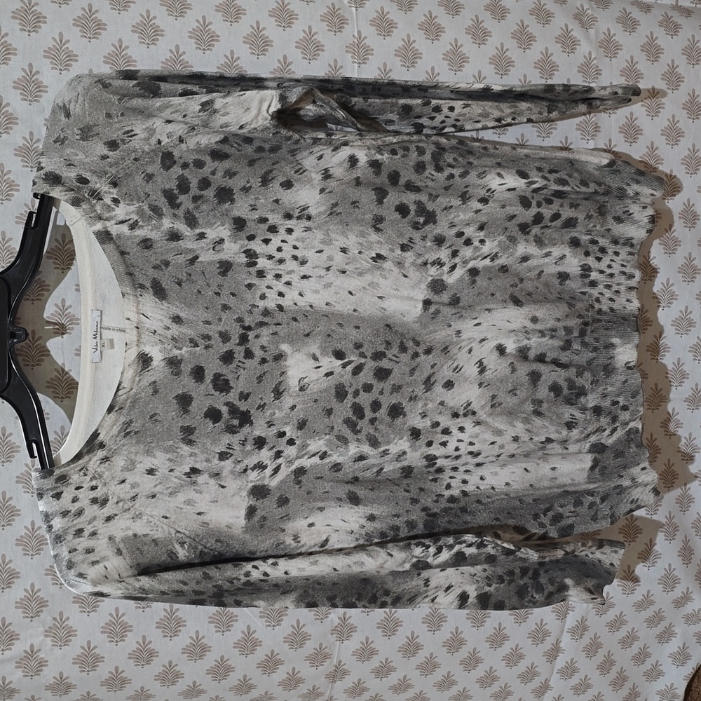 EUC- Leopard sweater